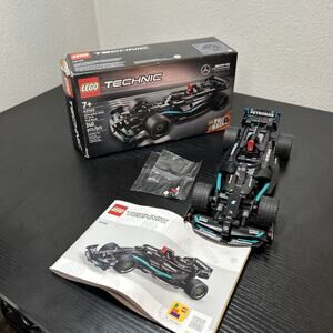 LEGO TECHNIC: Mercedes-AMG F1 W14 E Performance Pull-Back (42165)